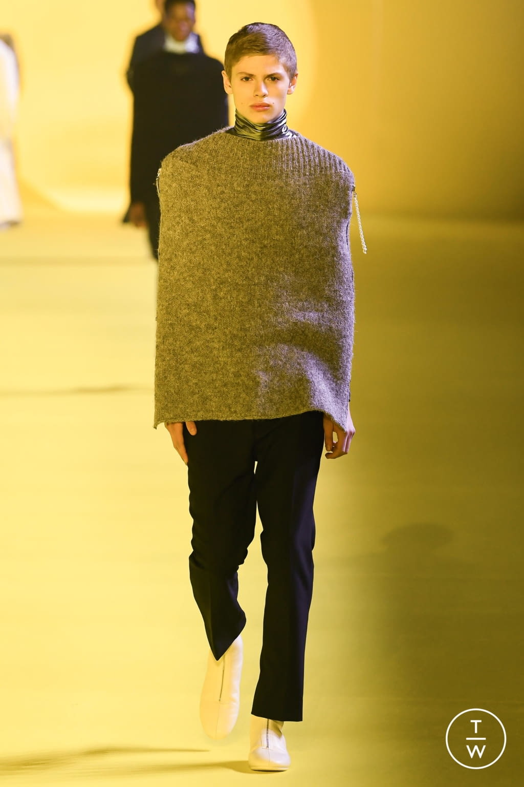 Fashion Week Paris Fall/Winter 2020 look 39 from the Raf Simons collection 男装