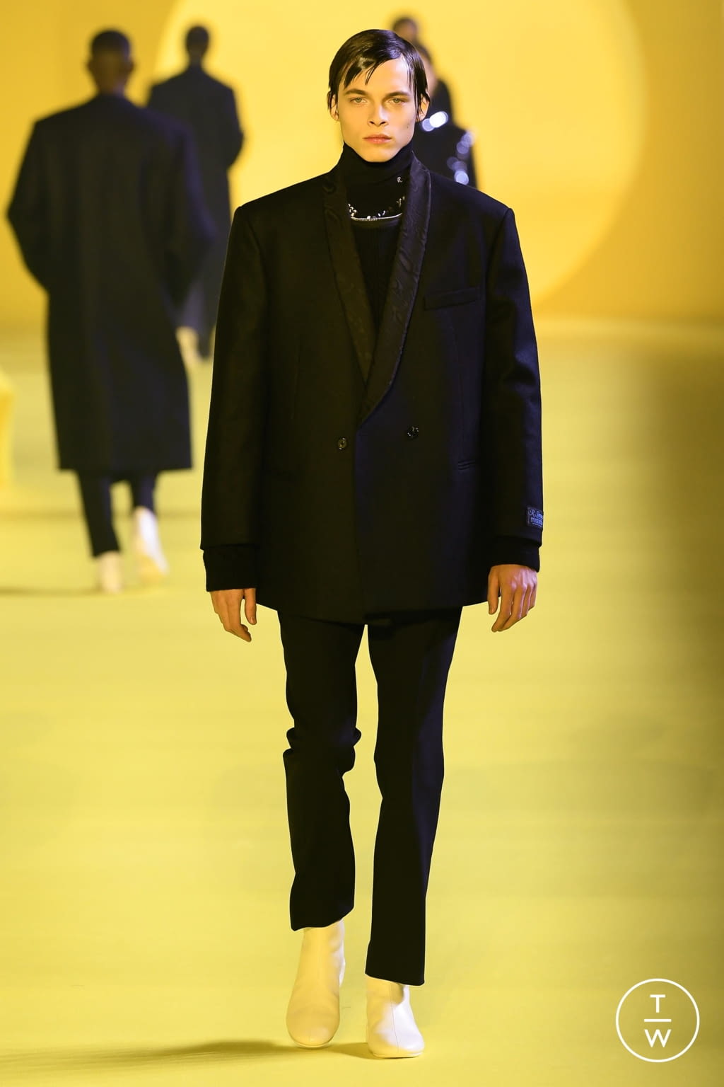 Fashion Week Paris Fall/Winter 2020 look 45 from the Raf Simons collection 男装