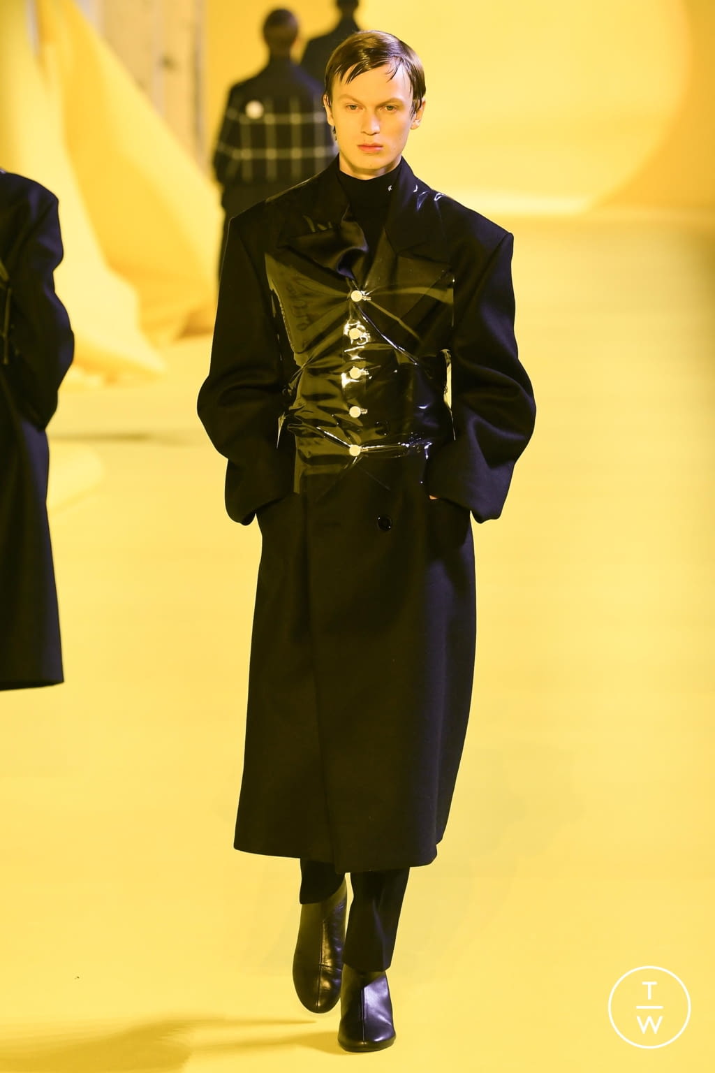 Fashion Week Paris Fall/Winter 2020 look 51 from the Raf Simons collection menswear