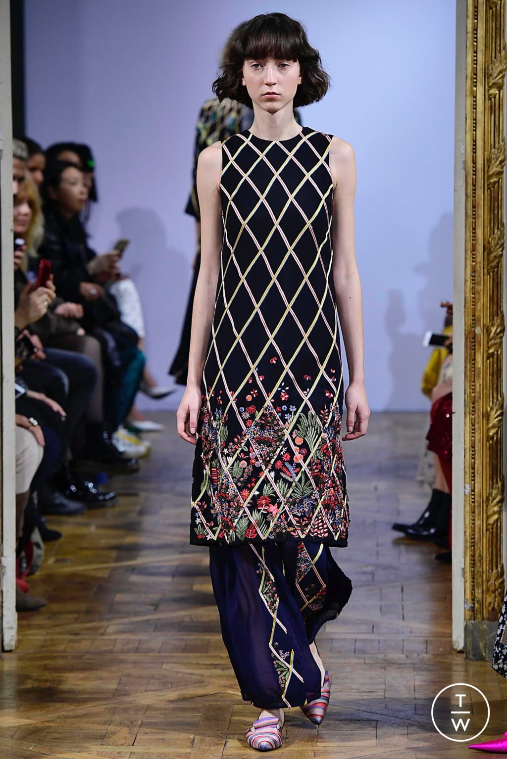 Fashion Week Paris Fall/Winter 2019 look 23 from the Rahul Mishra collection womenswear