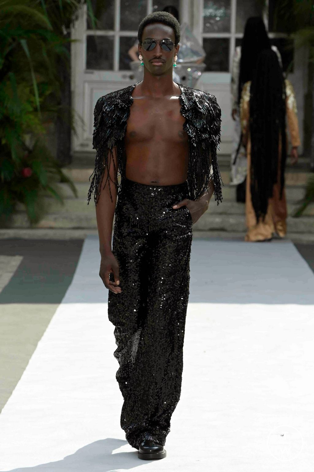 Fashion Week Paris Fall/Winter 2023 look 39 from the Rahul Mishra collection couture