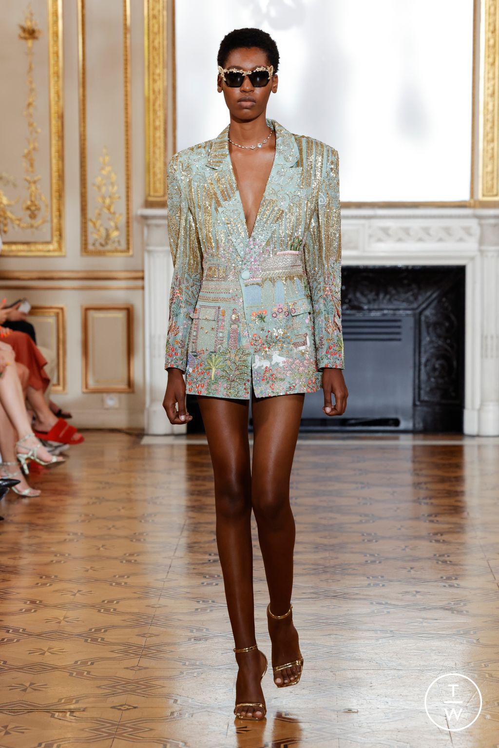 Fashion Week Paris Fall/Winter 2022 look 13 from the Rahul Mishra collection couture
