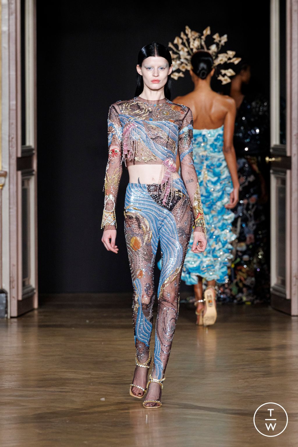 Fashion Week Paris Spring/Summer 2023 look 7 from the Rahul Mishra collection couture