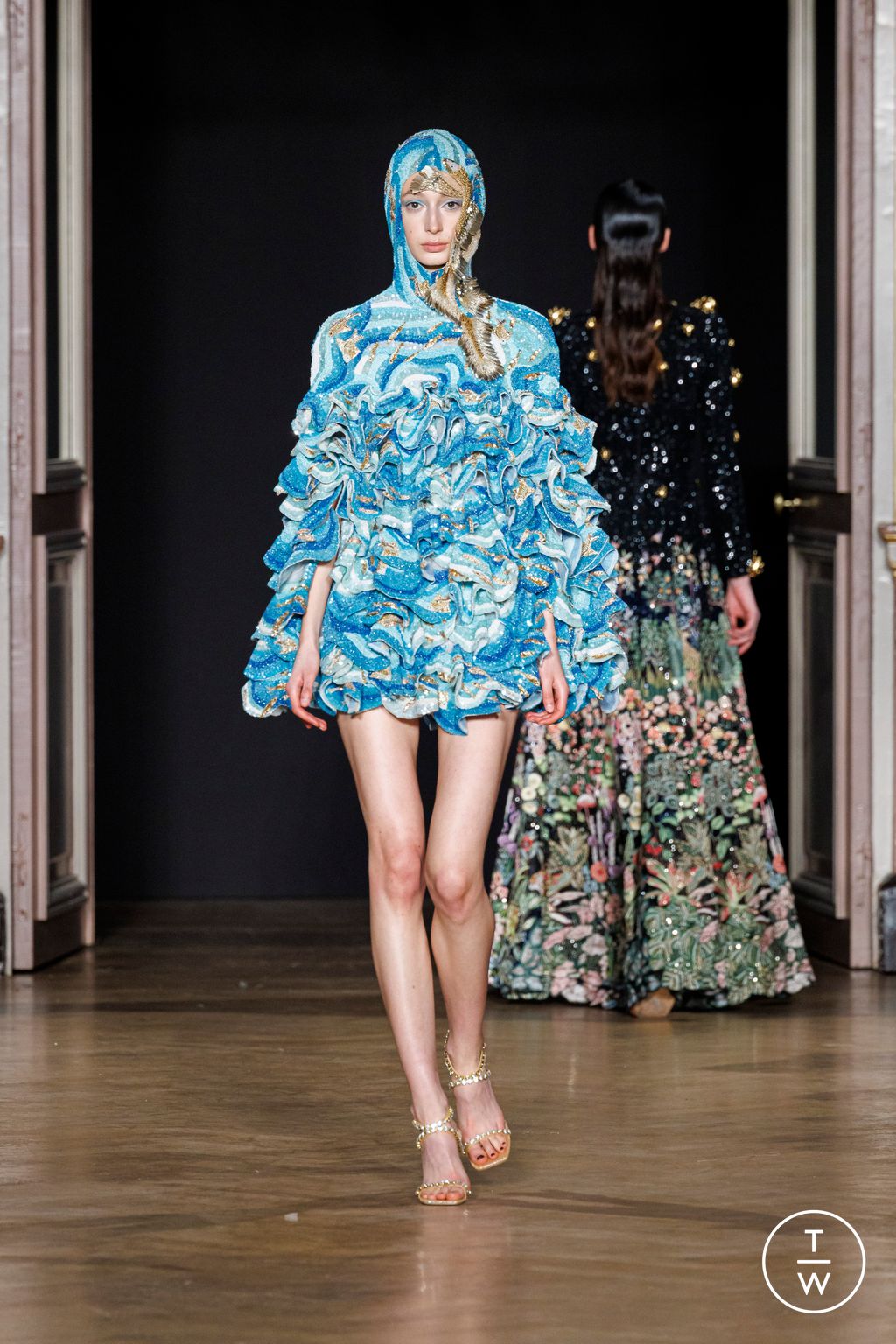 Fashion Week Paris Spring/Summer 2023 look 8 from the Rahul Mishra collection couture
