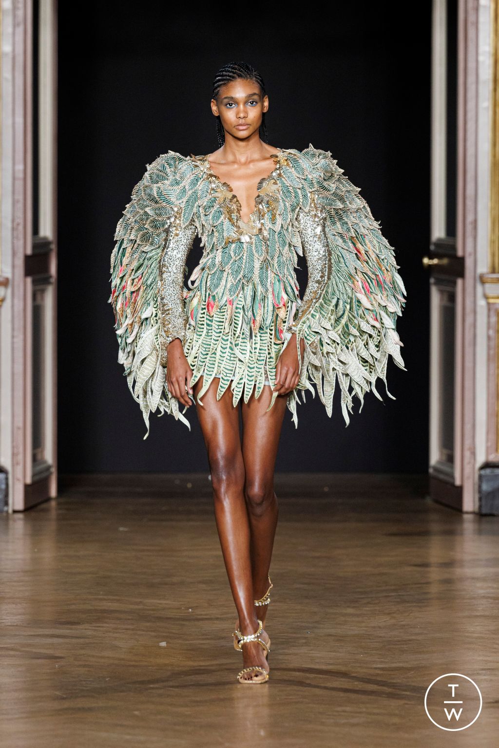 Fashion Week Paris Spring/Summer 2023 look 12 from the Rahul Mishra collection couture