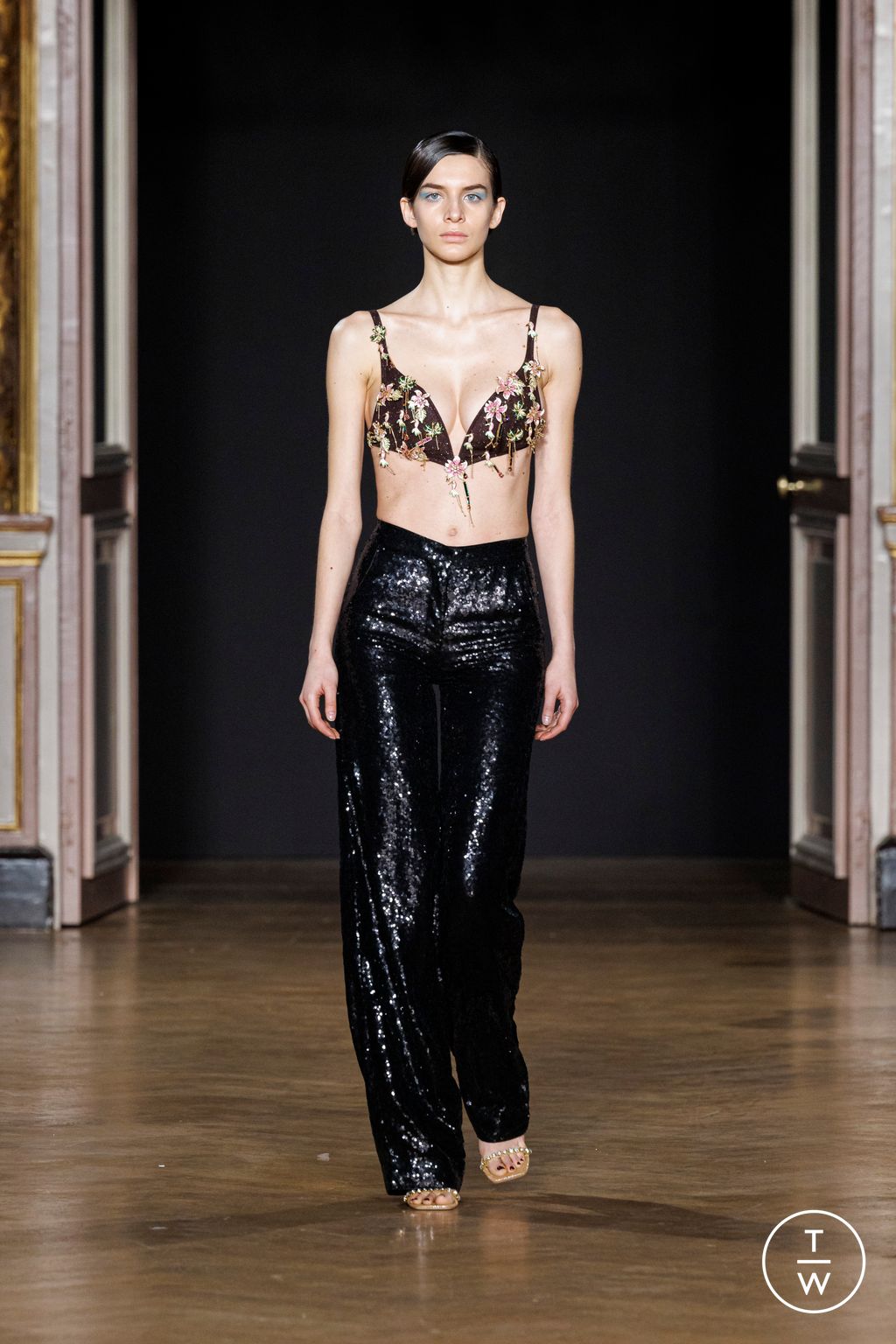 Fashion Week Paris Spring/Summer 2023 look 26 from the Rahul Mishra collection couture
