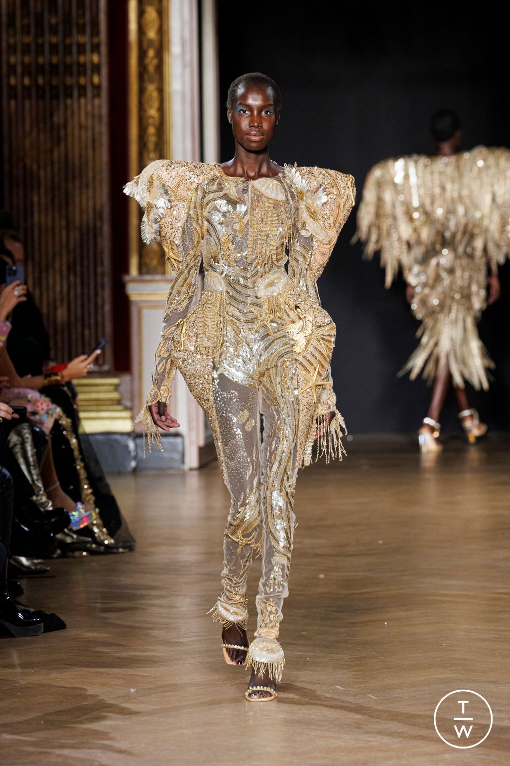 Fashion Week Paris Spring/Summer 2023 look 29 from the Rahul Mishra collection couture