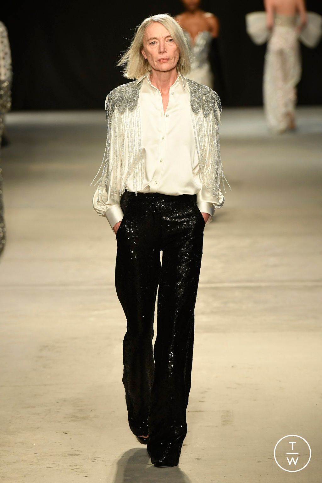 Fashion Week Paris Spring/Summer 2024 look 37 from the Rahul Mishra collection 高级定制