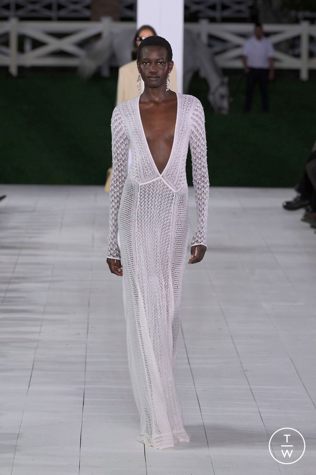 Fashion Week New York Spring-Summer 2025 look 33 from the Ralph Lauren collection womenswear