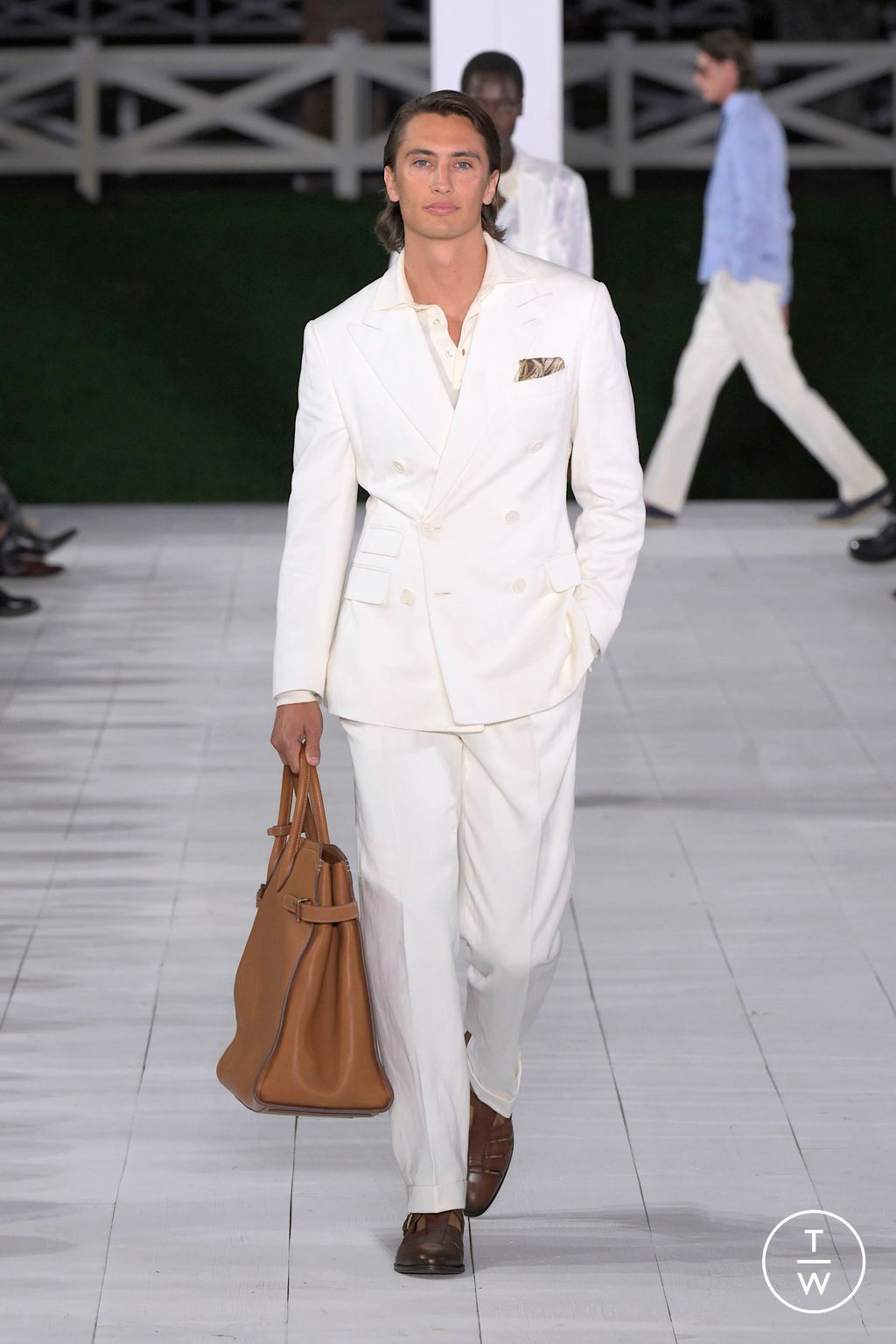 Fashion Week New York Spring/Summer 2025 look 49 from the Ralph Lauren collection womenswear