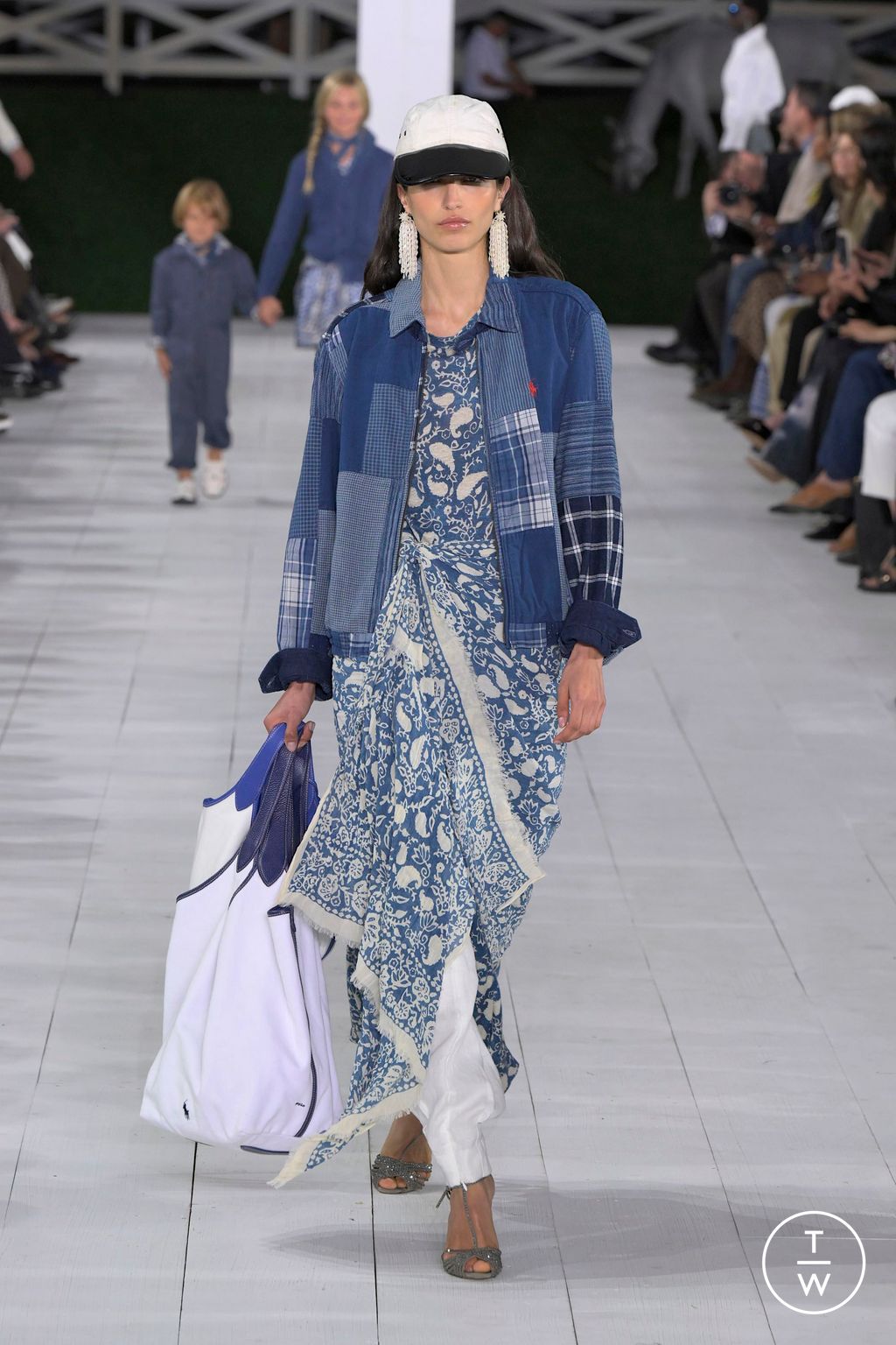 Fashion Week New York Spring-Summer 2025 look 67 from the Ralph Lauren collection womenswear