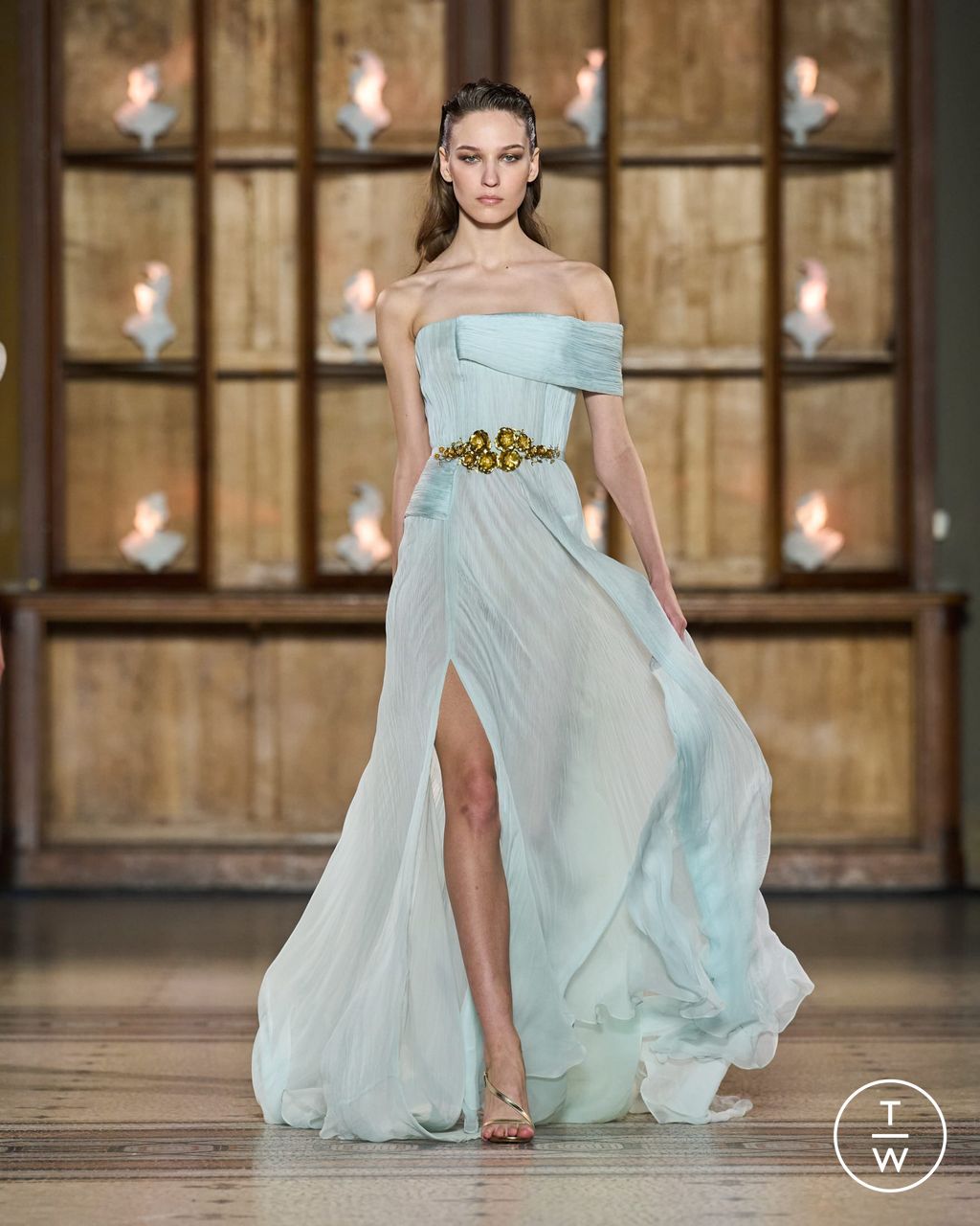 Fashion Week Paris Spring/Summer 2023 look 3 de la collection Rami Al Ali couture
