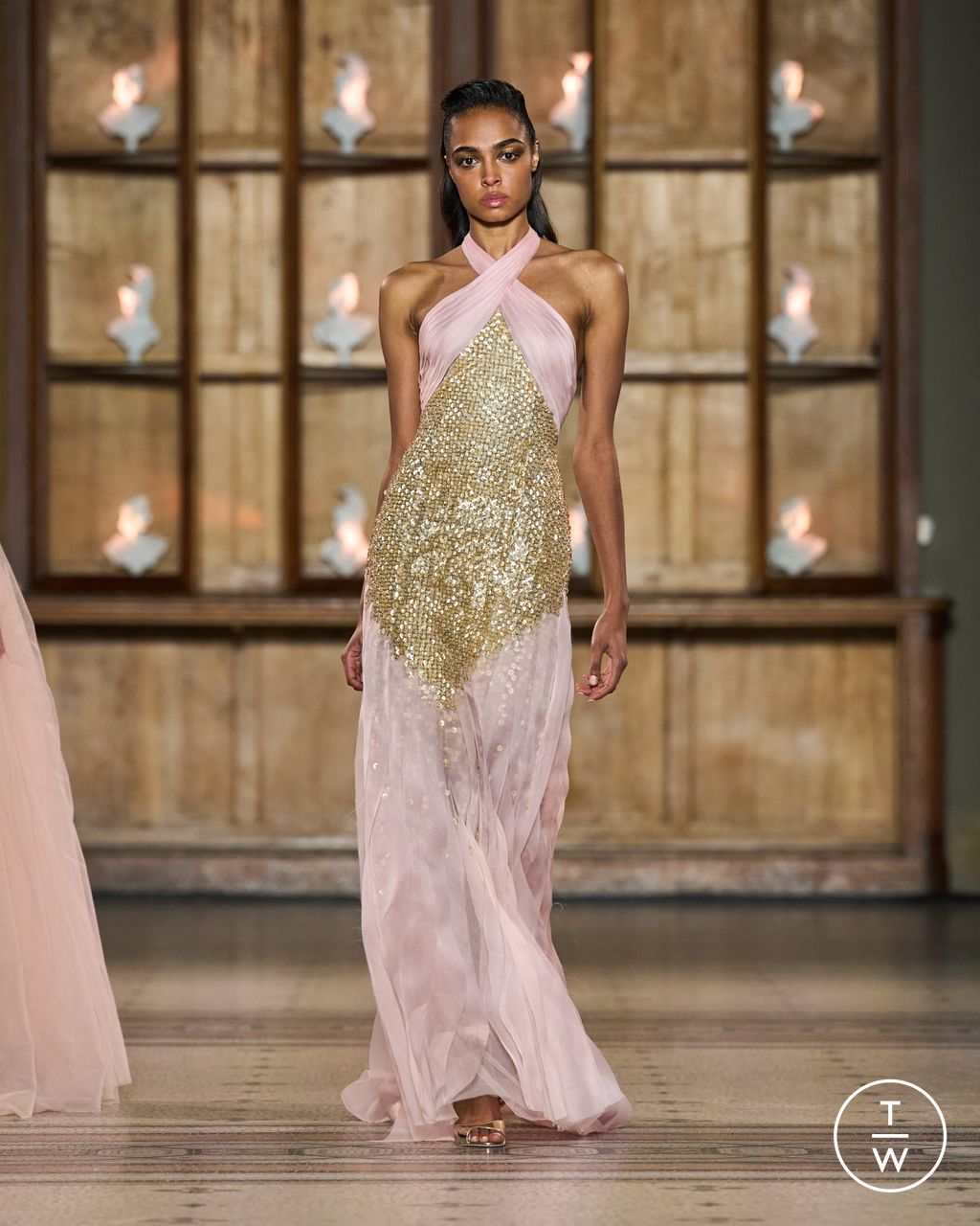 Fashion Week Paris Spring/Summer 2023 look 19 from the Rami Al Ali collection couture