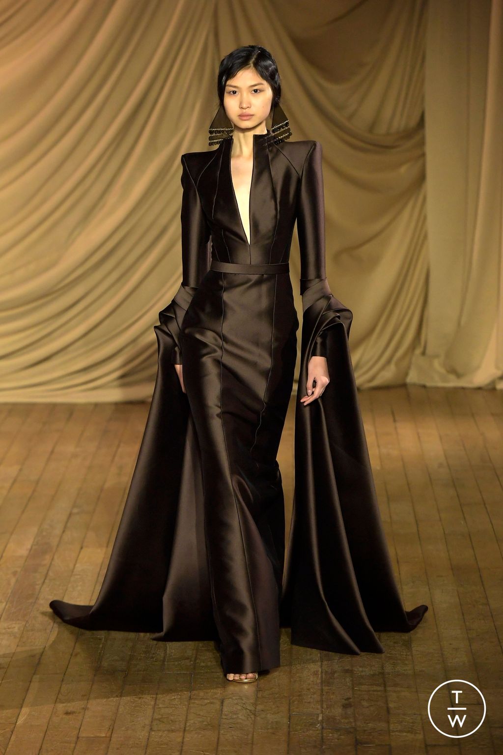 Fashion Week Paris Spring/Summer 2024 look 29 from the Rami Al Ali collection couture