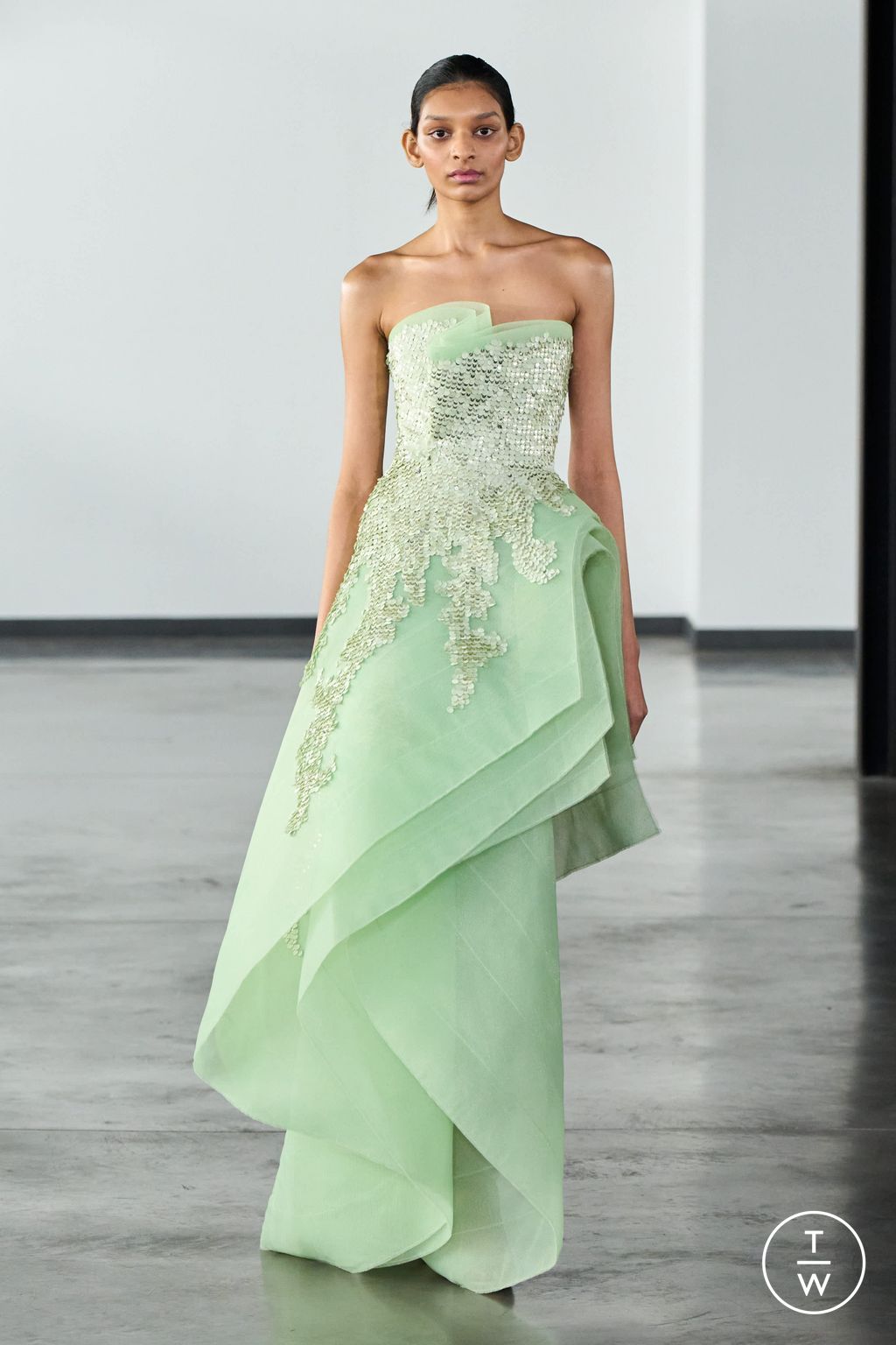 Fashion Week Paris Spring/Summer 2026 look 16 from the Rami Al Ali collection couture