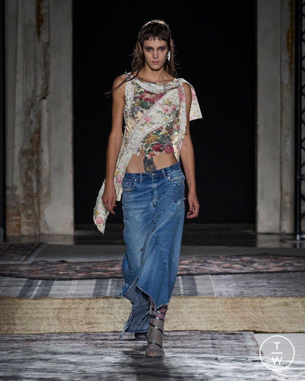 Fashion Week Milan Spring/Summer 2024 look 18 de la collection RAVE REVIEW womenswear