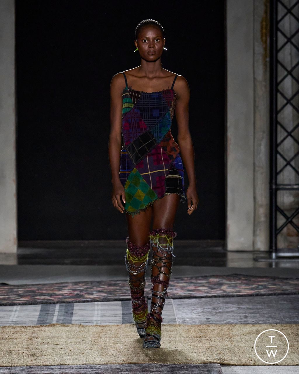 Fashion Week Milan Spring/Summer 2024 look 20 from the RAVE REVIEW collection womenswear
