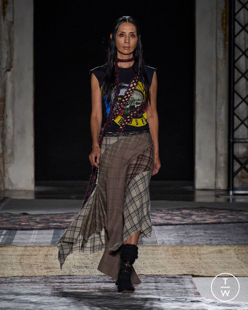 Fashion Week Milan Spring/Summer 2024 look 25 from the RAVE REVIEW collection womenswear