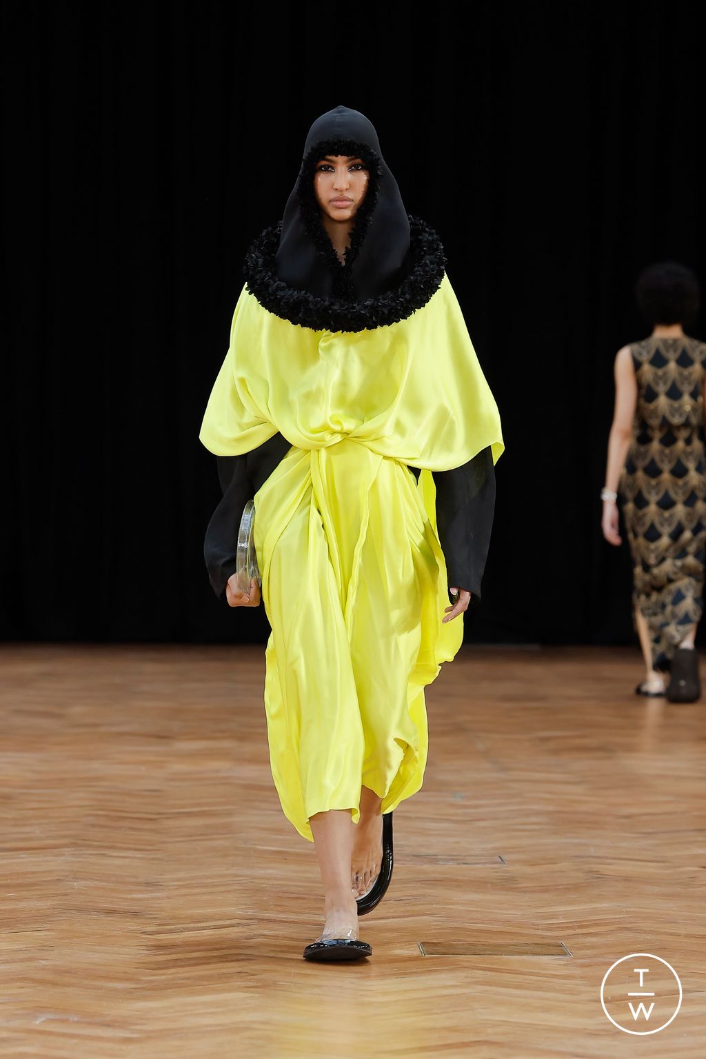 Fashion Week London Fall/Winter 2026 look 13 from the Raw Mango collection 女装