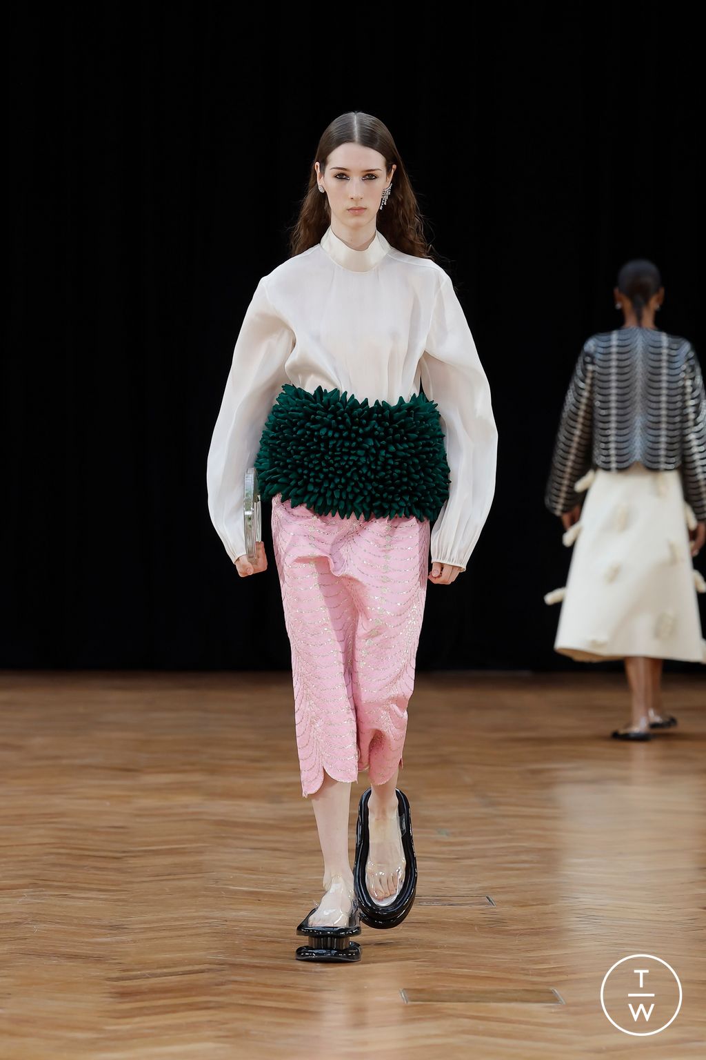 Fashion Week London Fall/Winter 2026 look 16 from the Raw Mango collection womenswear
