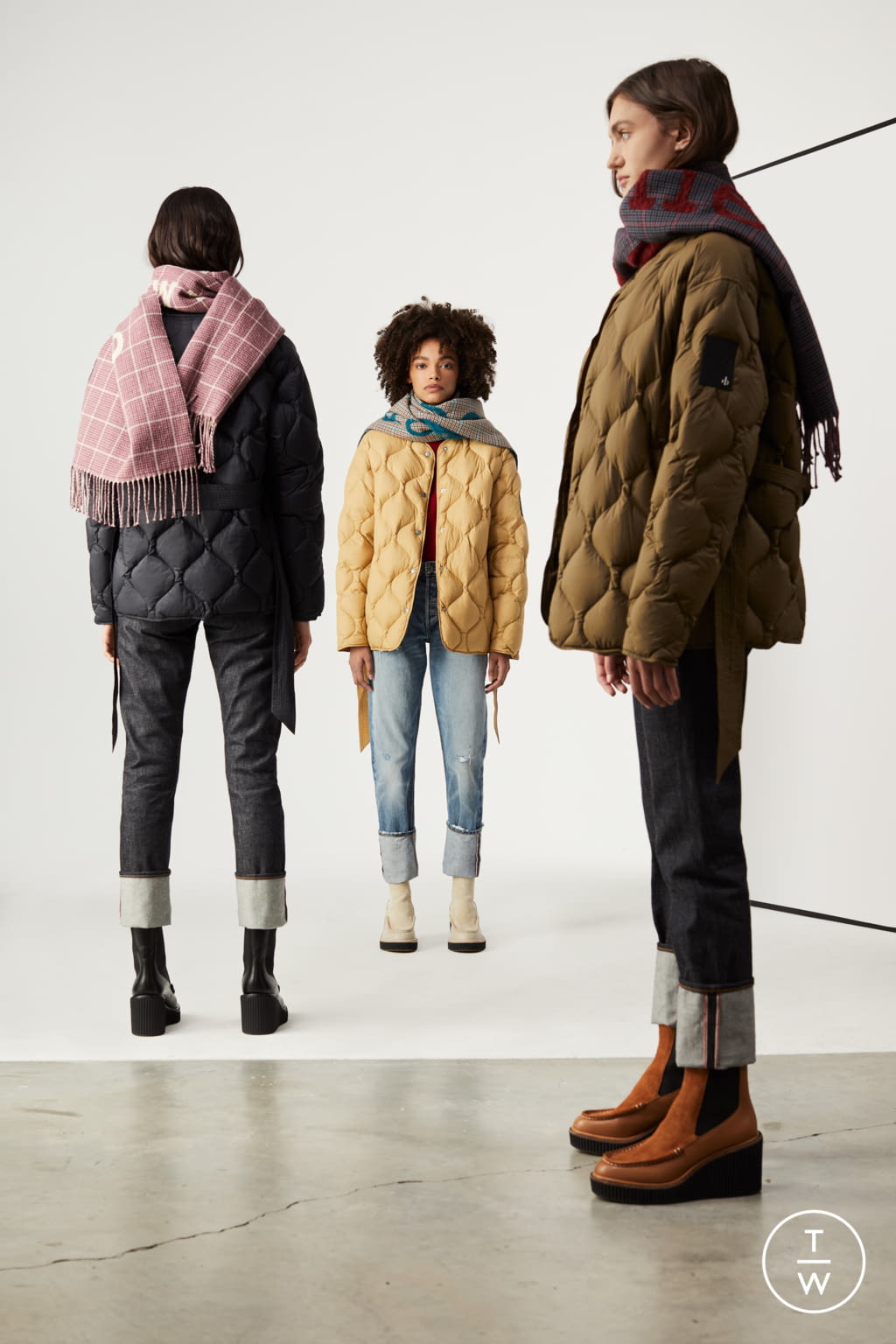 Fashion Week New York Fall/Winter 2021 look 6 from the Rag & Bone collection womenswear