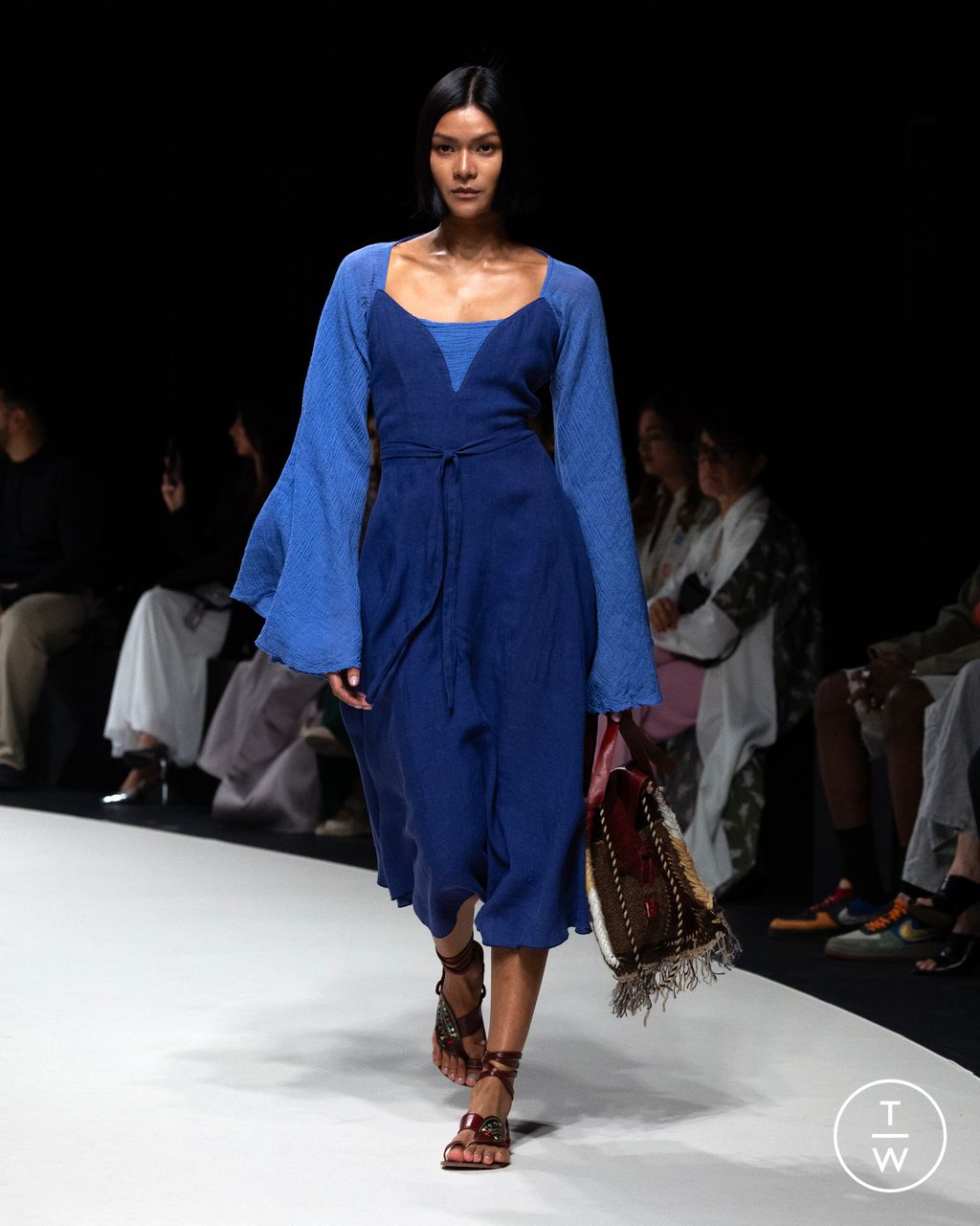 Fashion Week Paris Spring/Summer 2025 look 17 de la collection RBA New York - Saudi 100 menswear