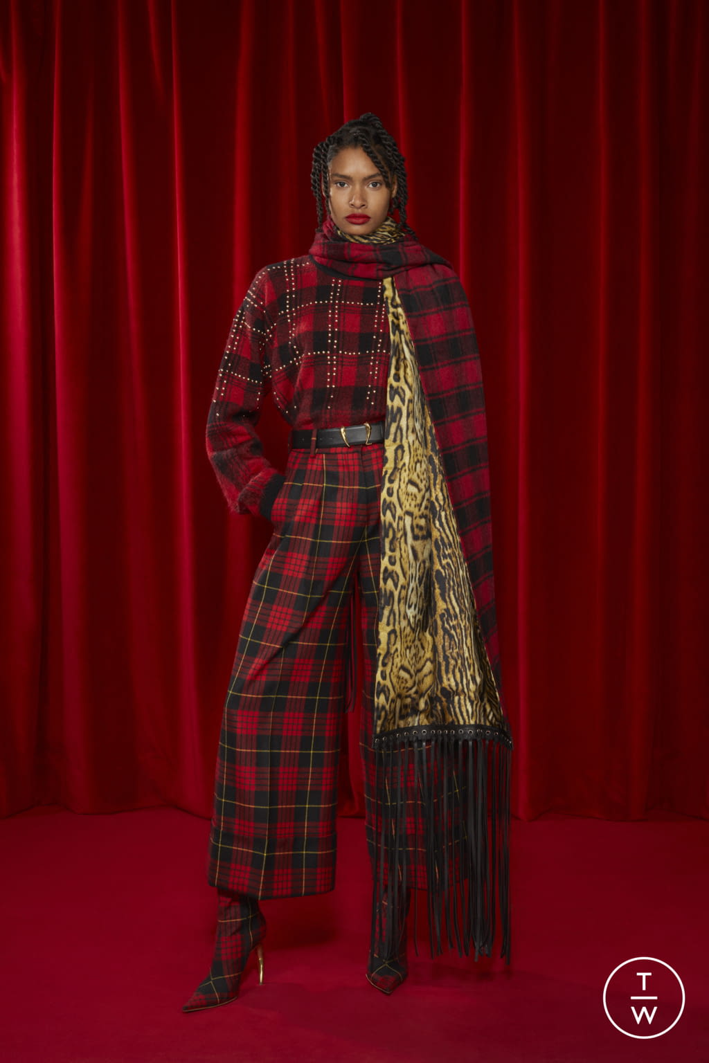 Fashion Week Milan Pre-Fall 2022 look 18 from the Roberto Cavalli collection 女装