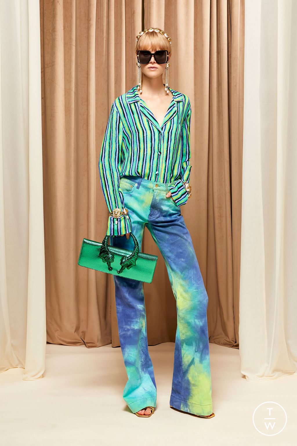 Fashion Week Milan Resort 2023 look 68 from the Roberto Cavalli collection 女装