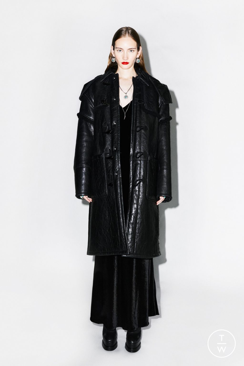 Fashion Week Milan Pre-Fall 2023 look 29 from the Roberto Cavalli collection 女装