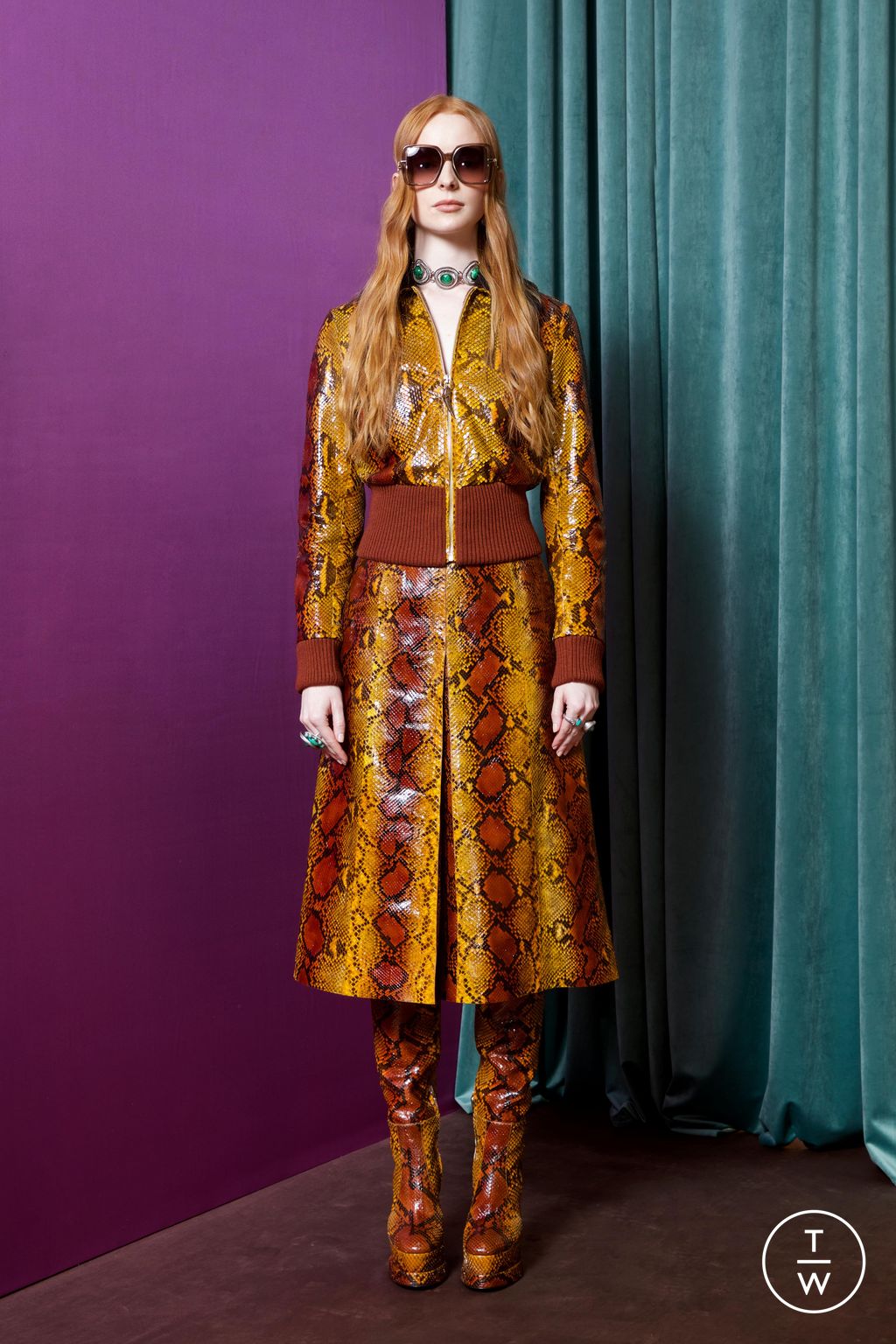 Fashion Week Milan Pre-Fall 2023 look 36 from the Roberto Cavalli collection 女装