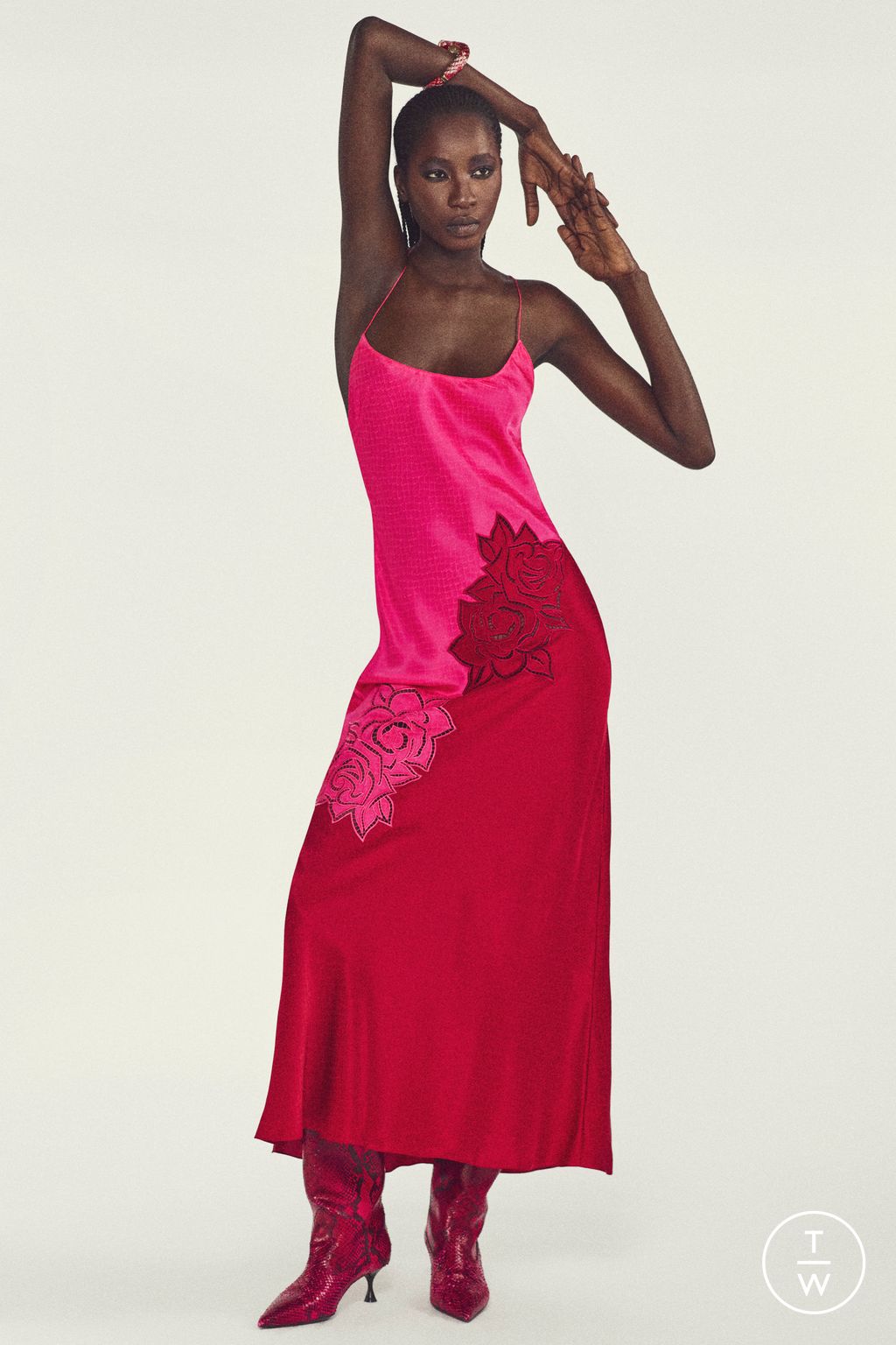 Fashion Week Milan Resort 2025 look 32 from the Roberto Cavalli collection womenswear