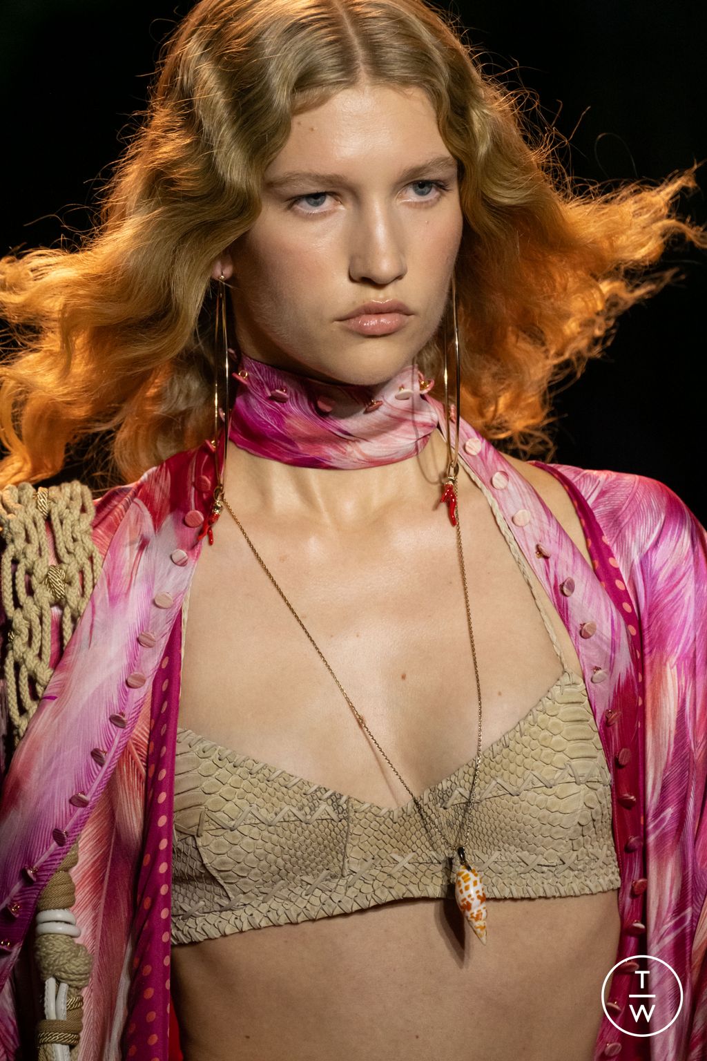 Fashion Week Milan Spring/Summer 2024 look 24 from the Roberto Cavalli collection womenswear accessories