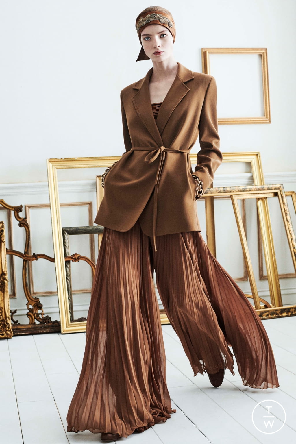 Fashion Week Milan Resort 2021 look 19 from the Max Mara collection womenswear