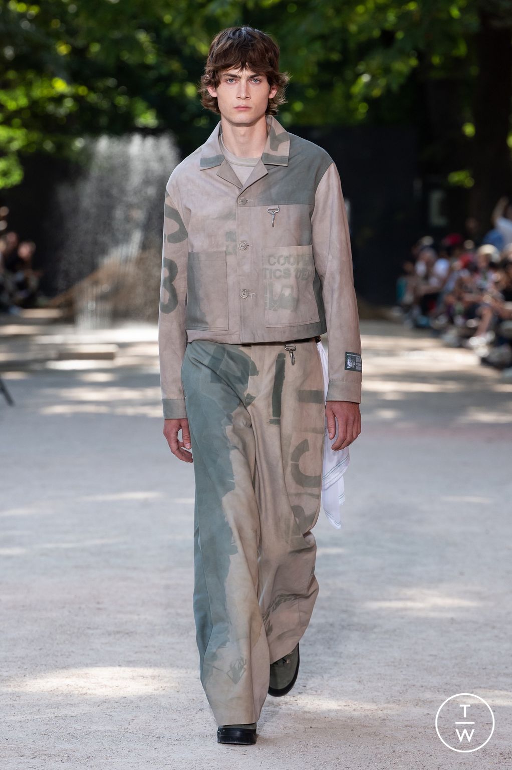 Fashion Week Paris Spring/Summer 2023 look 5 from the Reese Cooper collection menswear