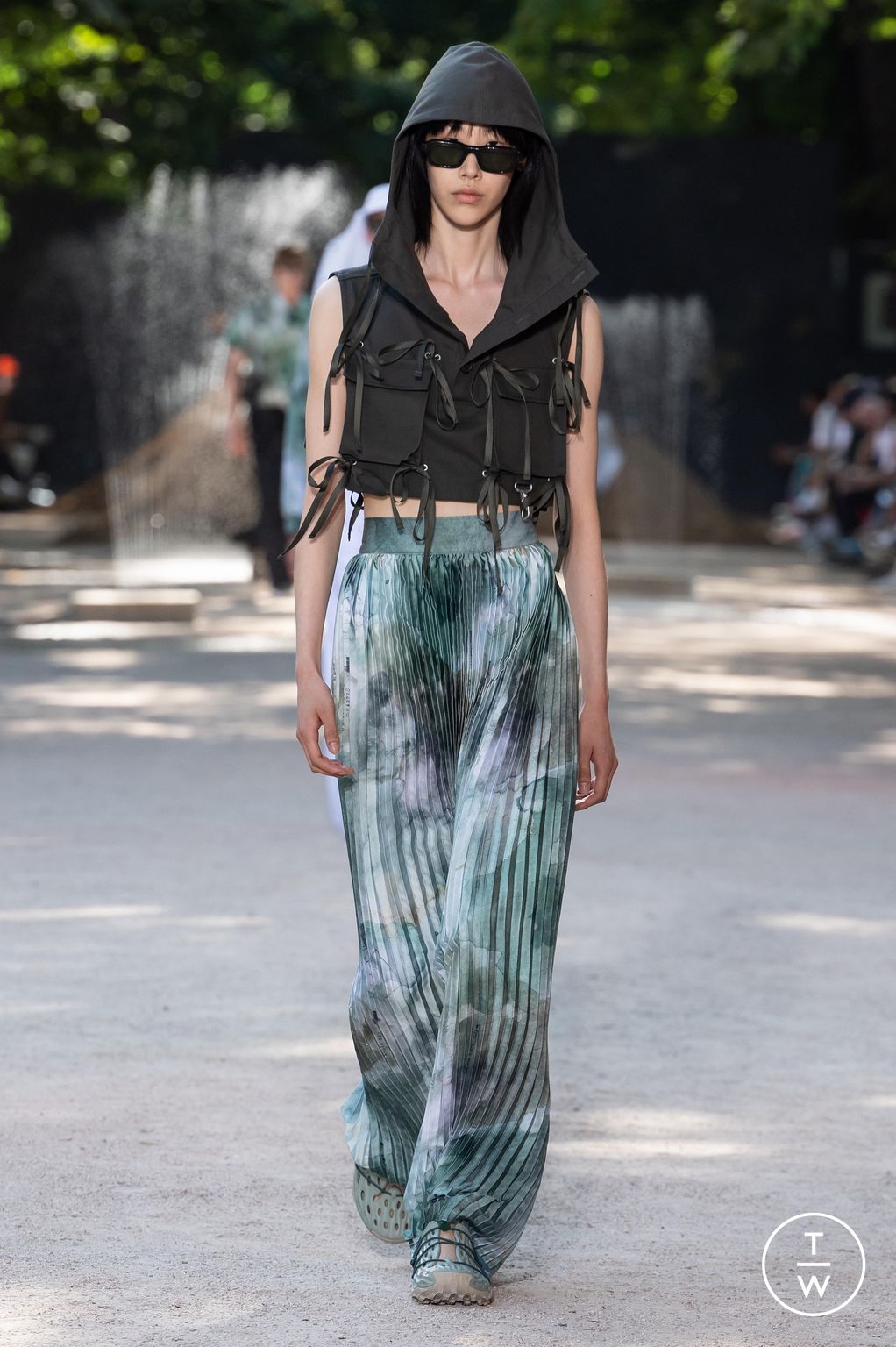 Fashion Week Paris Spring/Summer 2023 look 22 de la collection Reese Cooper menswear