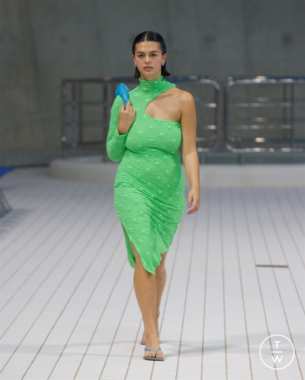 Fashion Week London Spring/Summer 2022 look 15 from the Rejina Pyo collection womenswear
