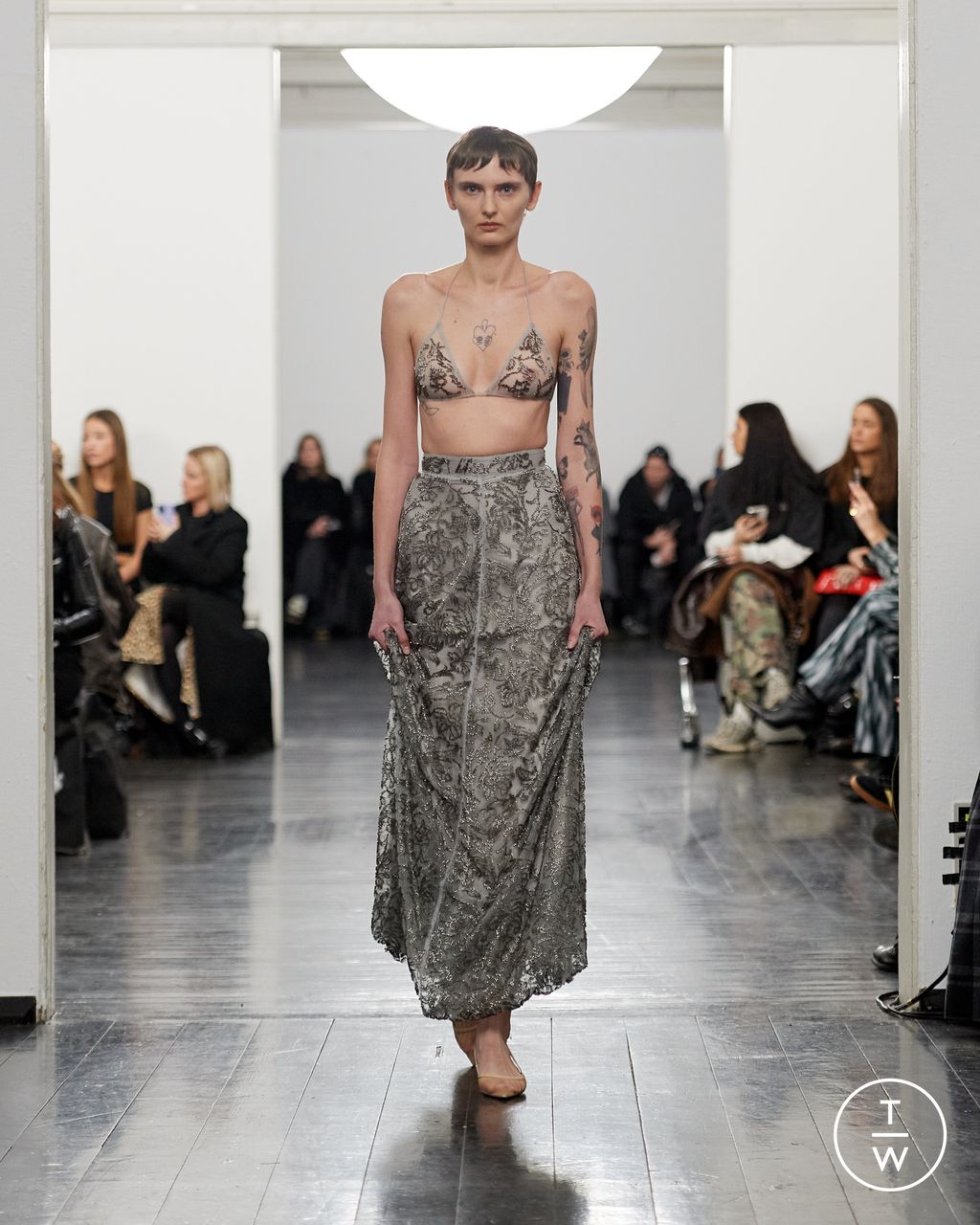 Fashion Week Copenhagen Fall/Winter 2024 look 14 de la collection REMAIN womenswear