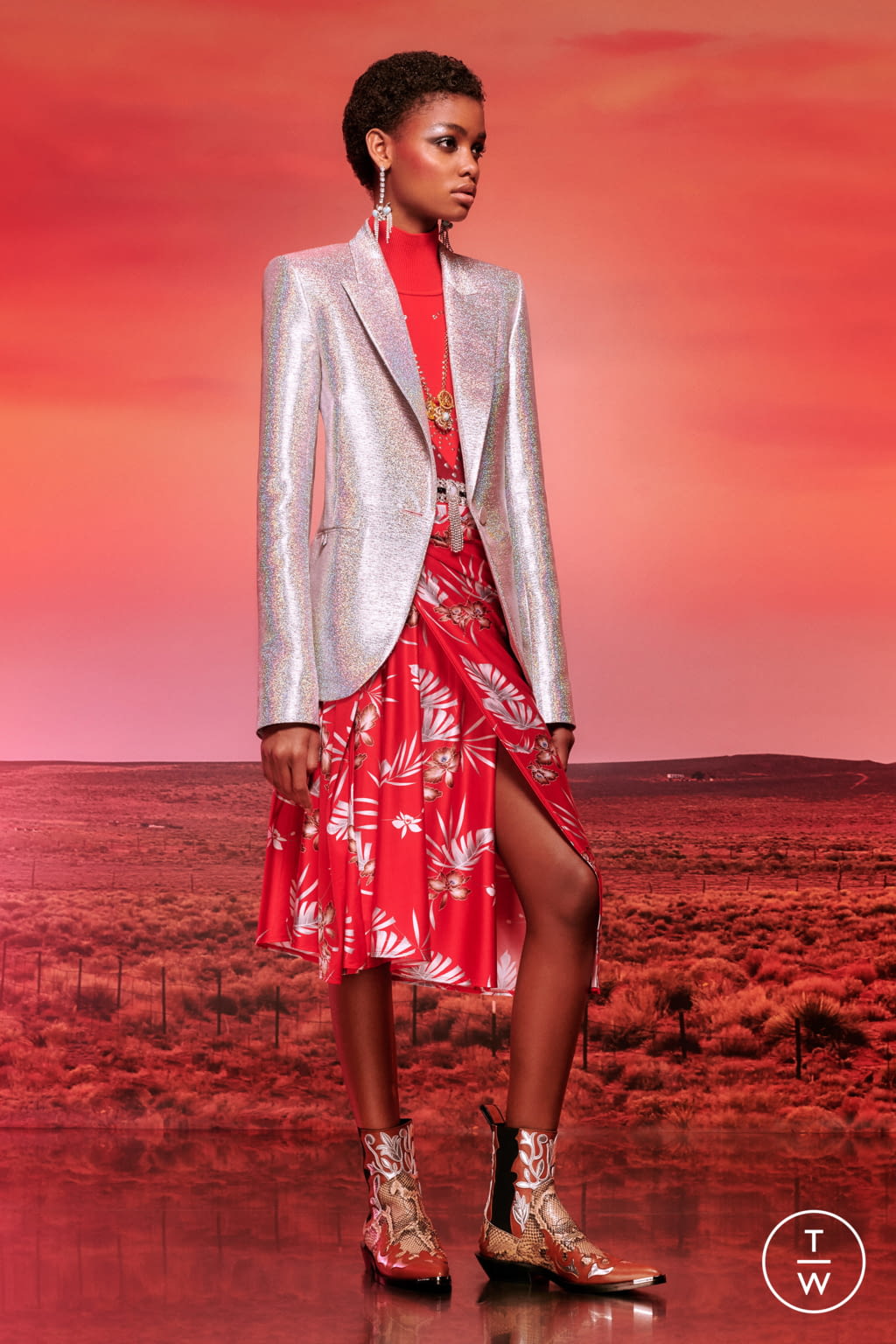 Fashion Week Paris Resort 2020 look 8 from the Rabanne collection 女装