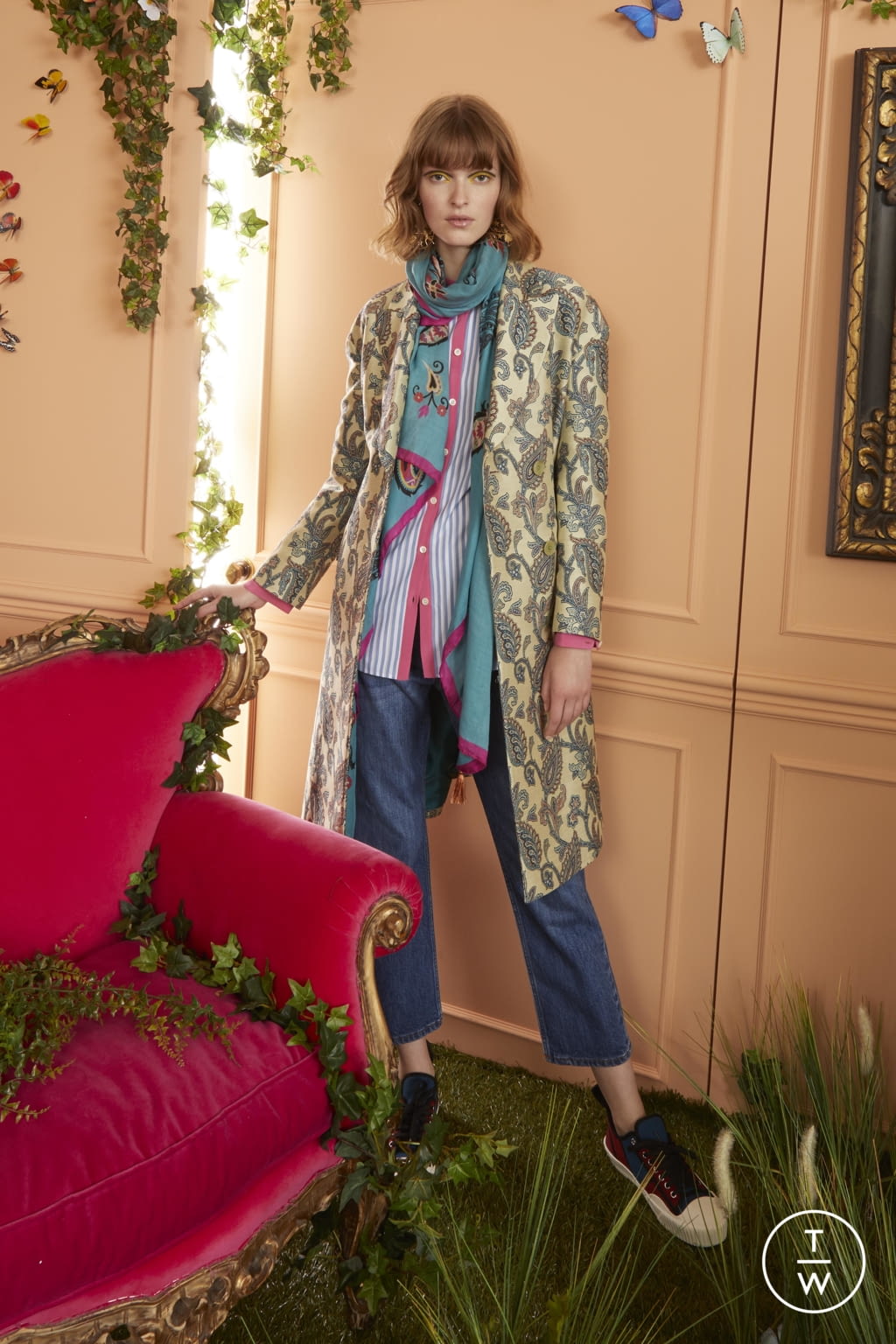 Fashion Week Milan Resort 2019 look 1 from the Etro collection 女装