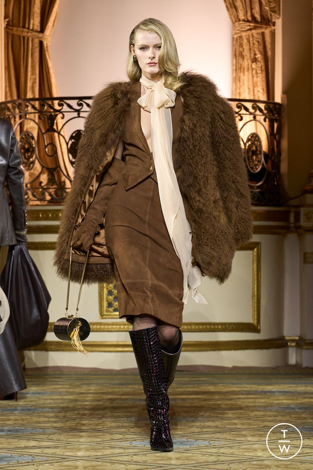 Fashion Week New York Fall/Winter 2024 look 26 from the Retrofête collection womenswear