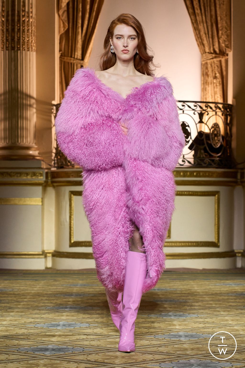 Fashion Week New York Fall/Winter 2024 look 32 de la collection Retrofête womenswear