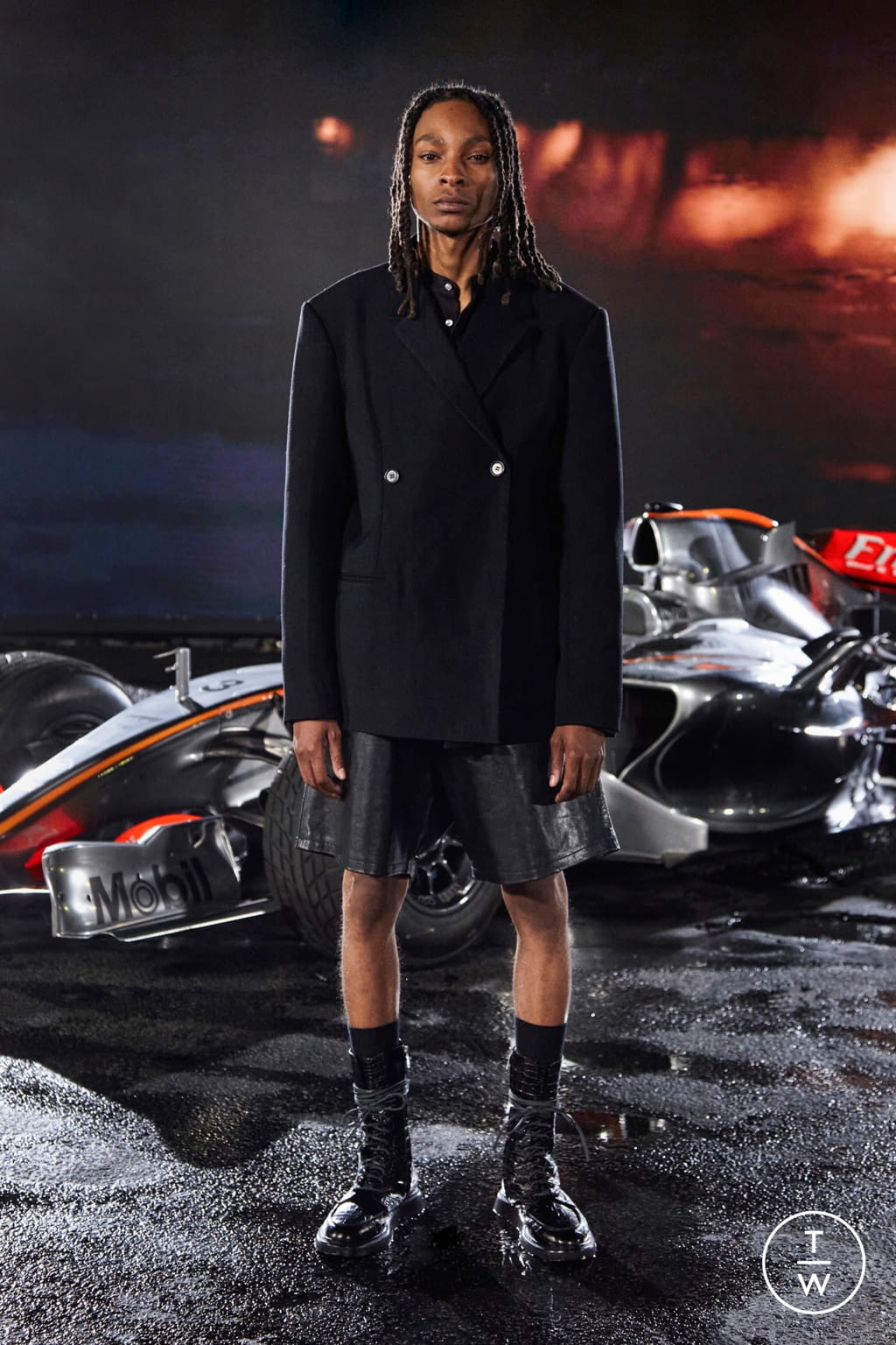 Fashion Week Paris Fall/Winter 2021 look 1 from the Rhude collection 男装