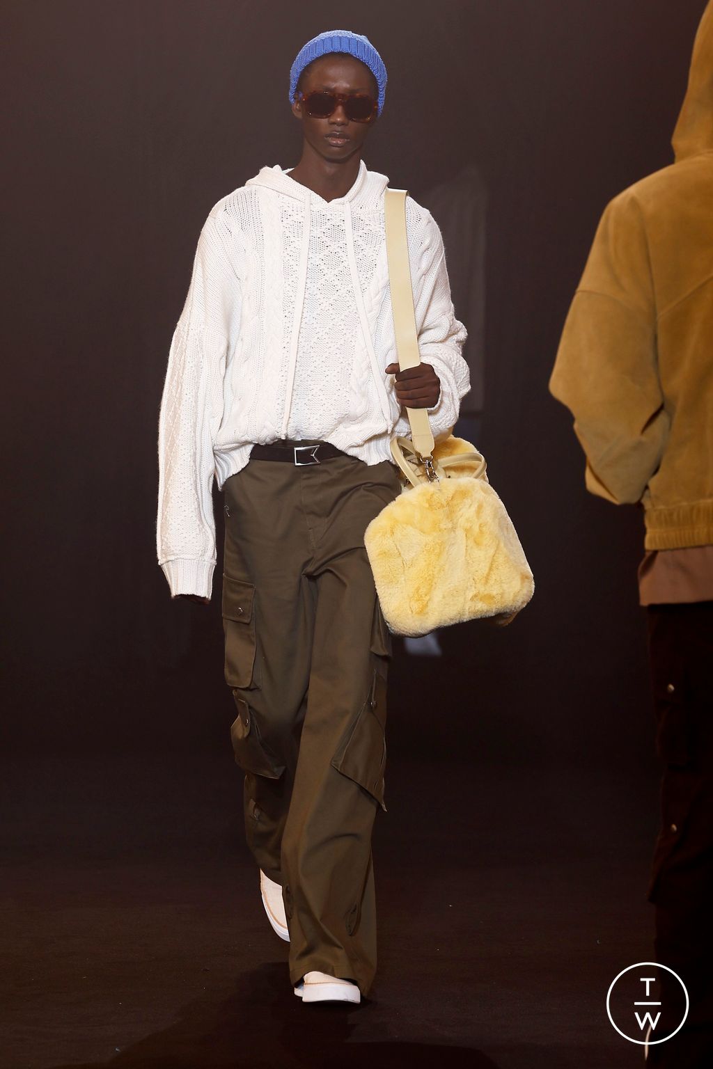 Fashion Week Paris Fall/Winter 2024 look 8 de la collection Rhude menswear
