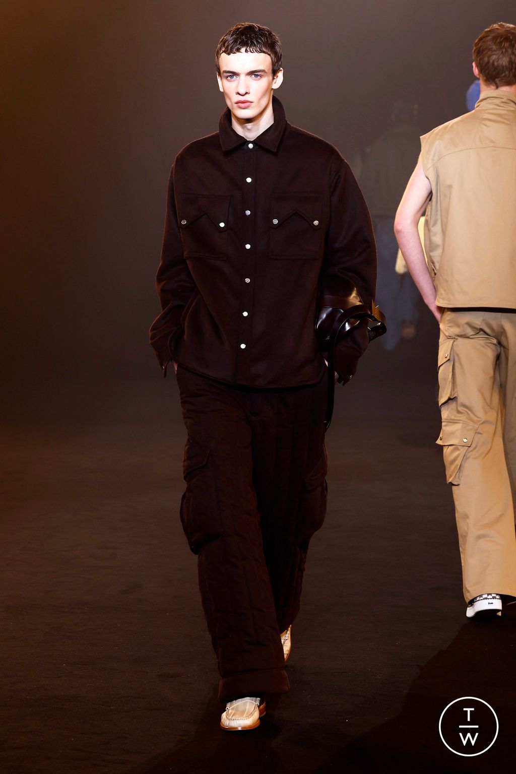 Fashion Week Paris Fall/Winter 2024 look 12 from the Rhude collection 男装