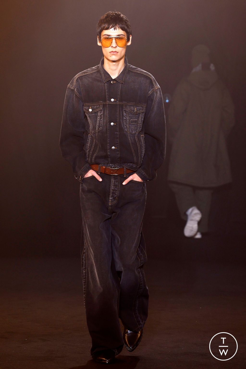 Fashion Week Paris Fall/Winter 2024 look 16 de la collection Rhude menswear