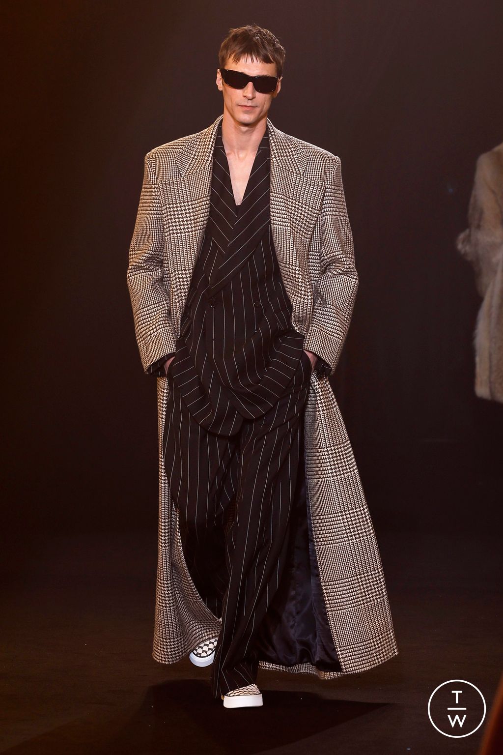 Fashion Week Paris Fall/Winter 2024 look 38 de la collection Rhude menswear