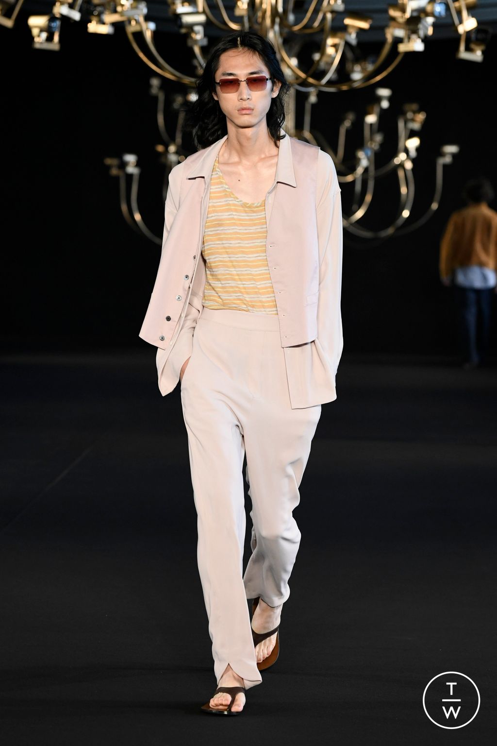 Fashion Week Paris Spring/Summer 2023 look 27 from the Rhude collection 男装