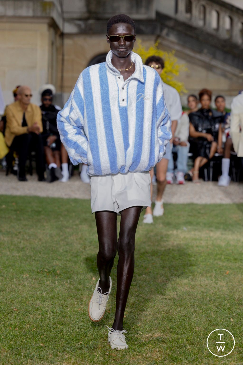 Fashion Week Paris Spring/Summer 2024 look 10 from the Rhude collection 男装