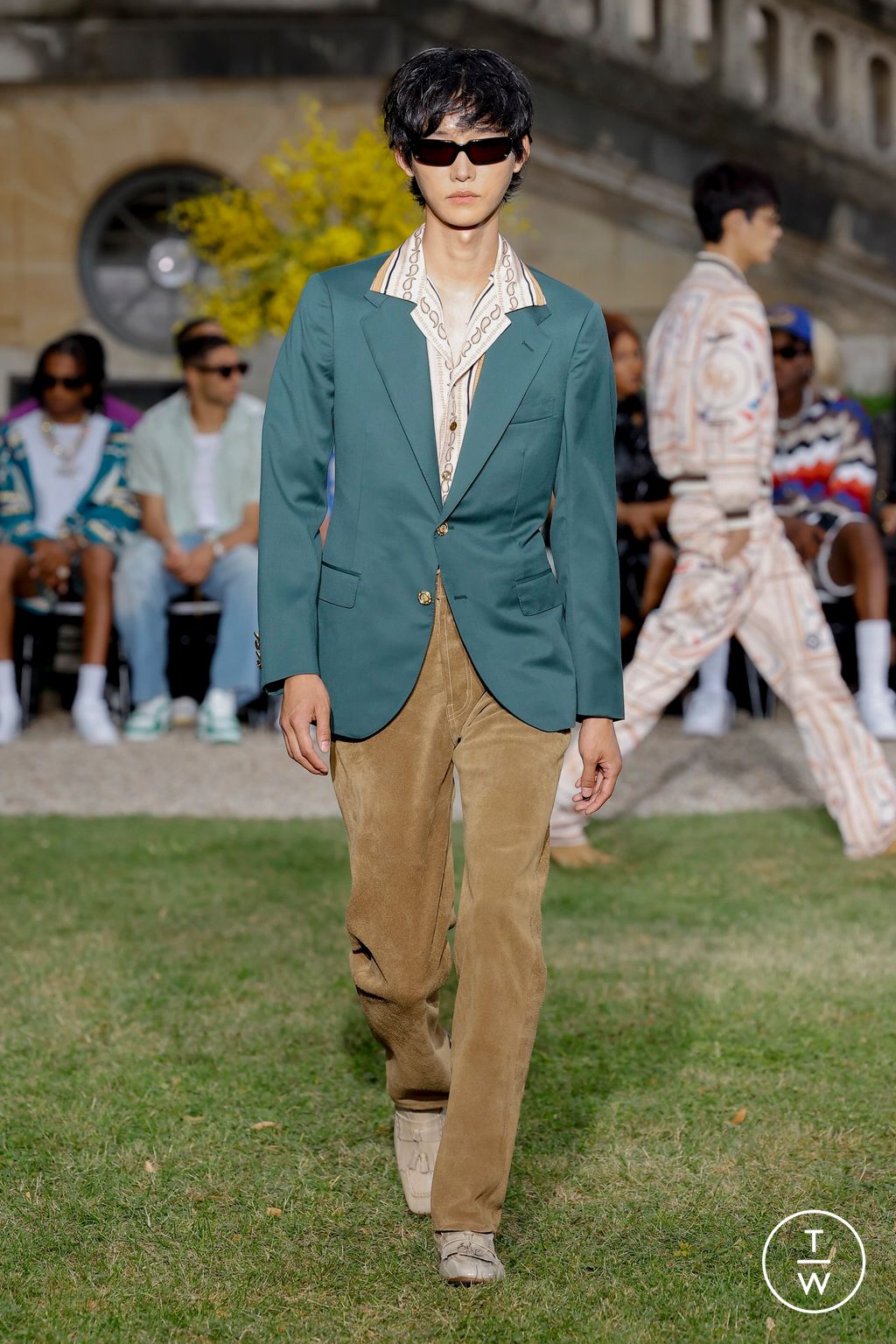 Fashion Week Paris Spring/Summer 2024 look 21 from the Rhude collection menswear