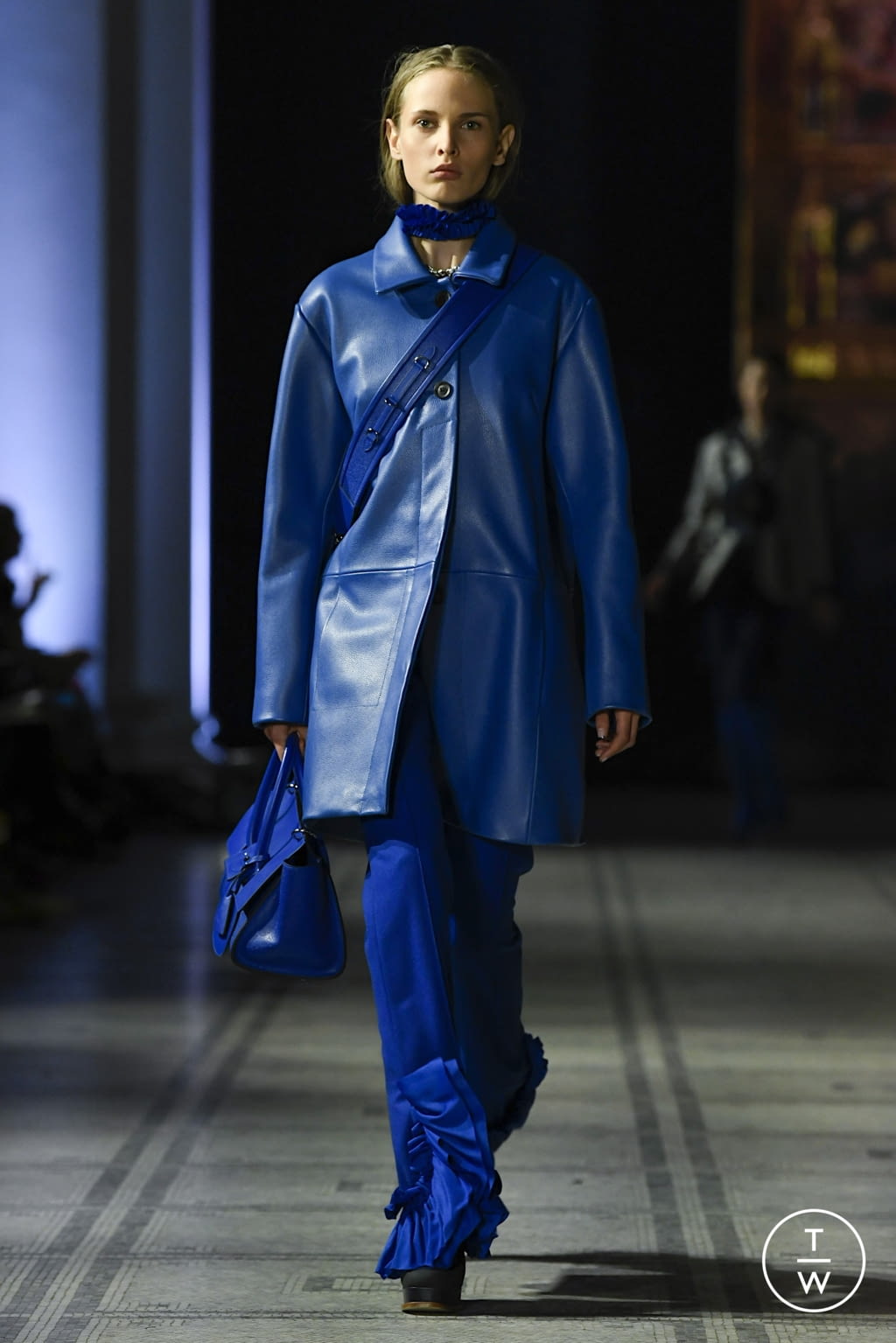 Fashion Week London Spring/Summer 2022 look 5 from the Richard Malone collection 女装